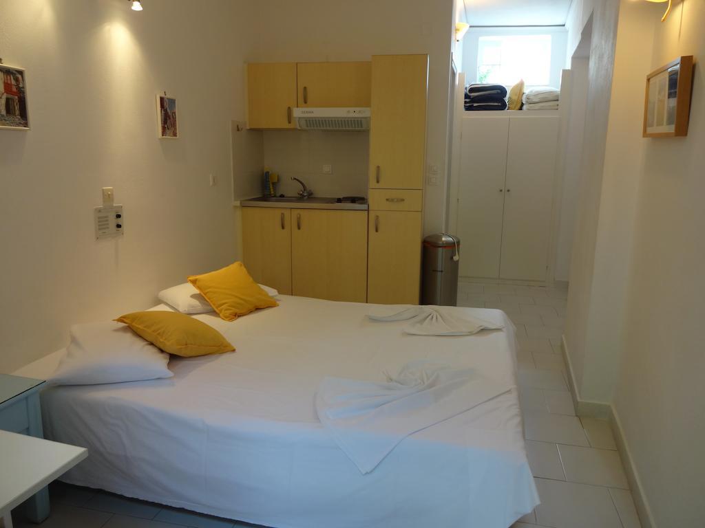 Remezzo Hotel & Studios Pythagóreion Rum bild